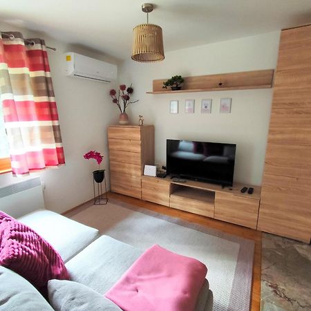 Villa Forest House à Vrhnika Extérieur photo