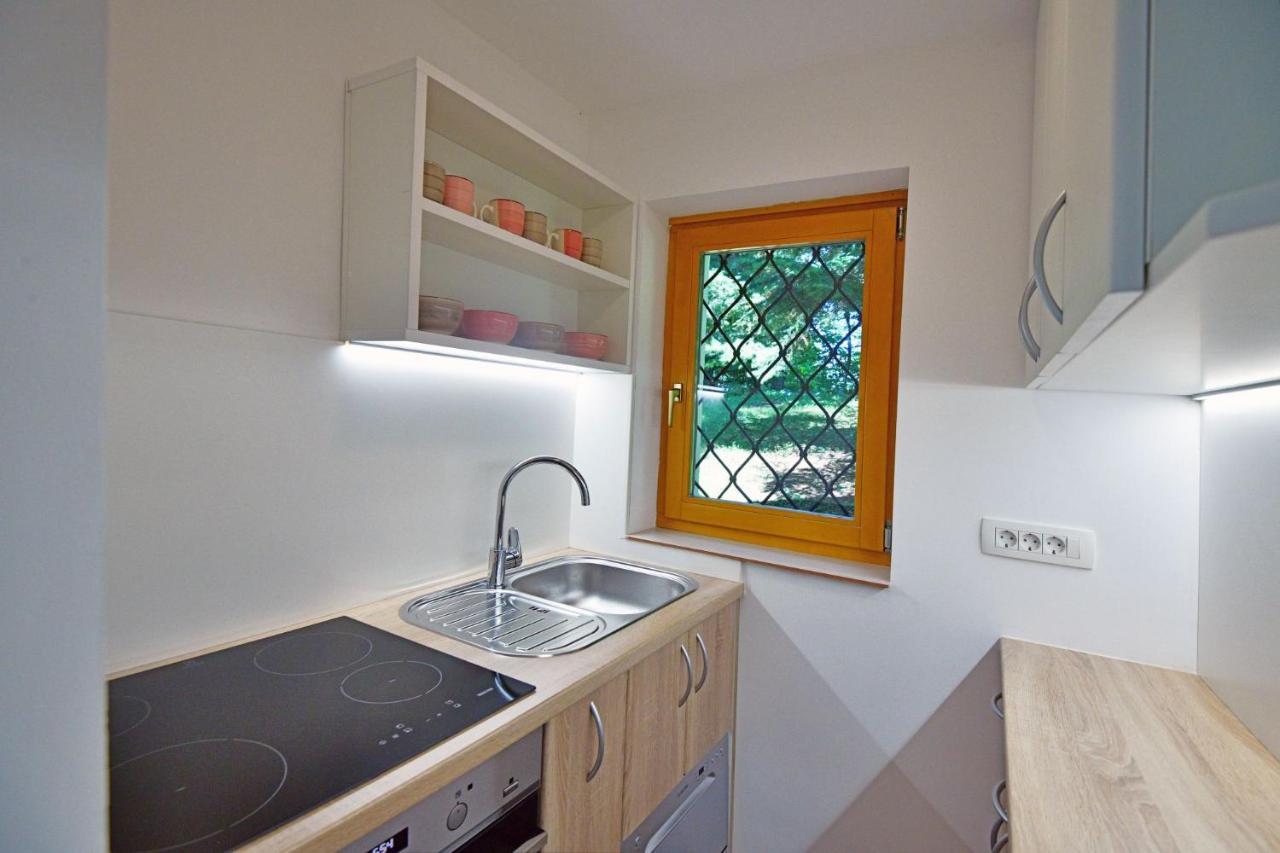 Villa Forest House à Vrhnika Extérieur photo