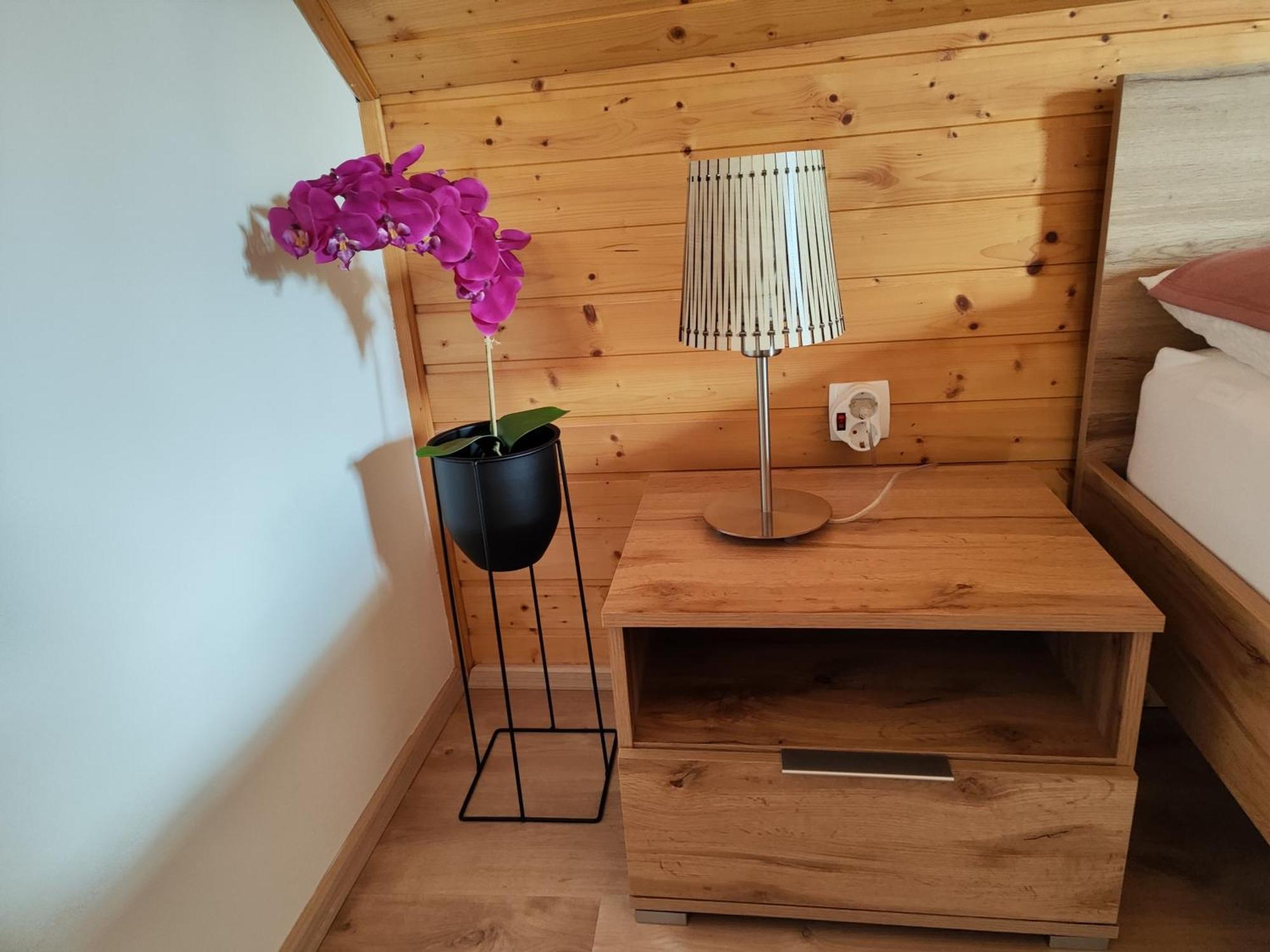 Villa Forest House à Vrhnika Extérieur photo